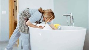 Clean a Hot Tub